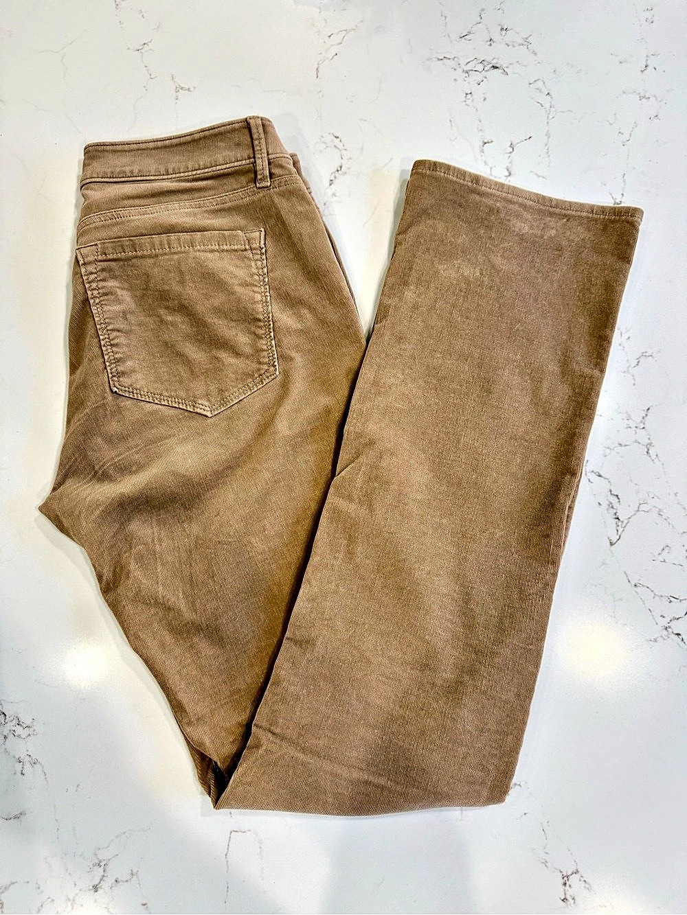Ann Taylor LOFT Curvy Bootcut Corduroy Pants Tan Size 6 Tall Good Condition